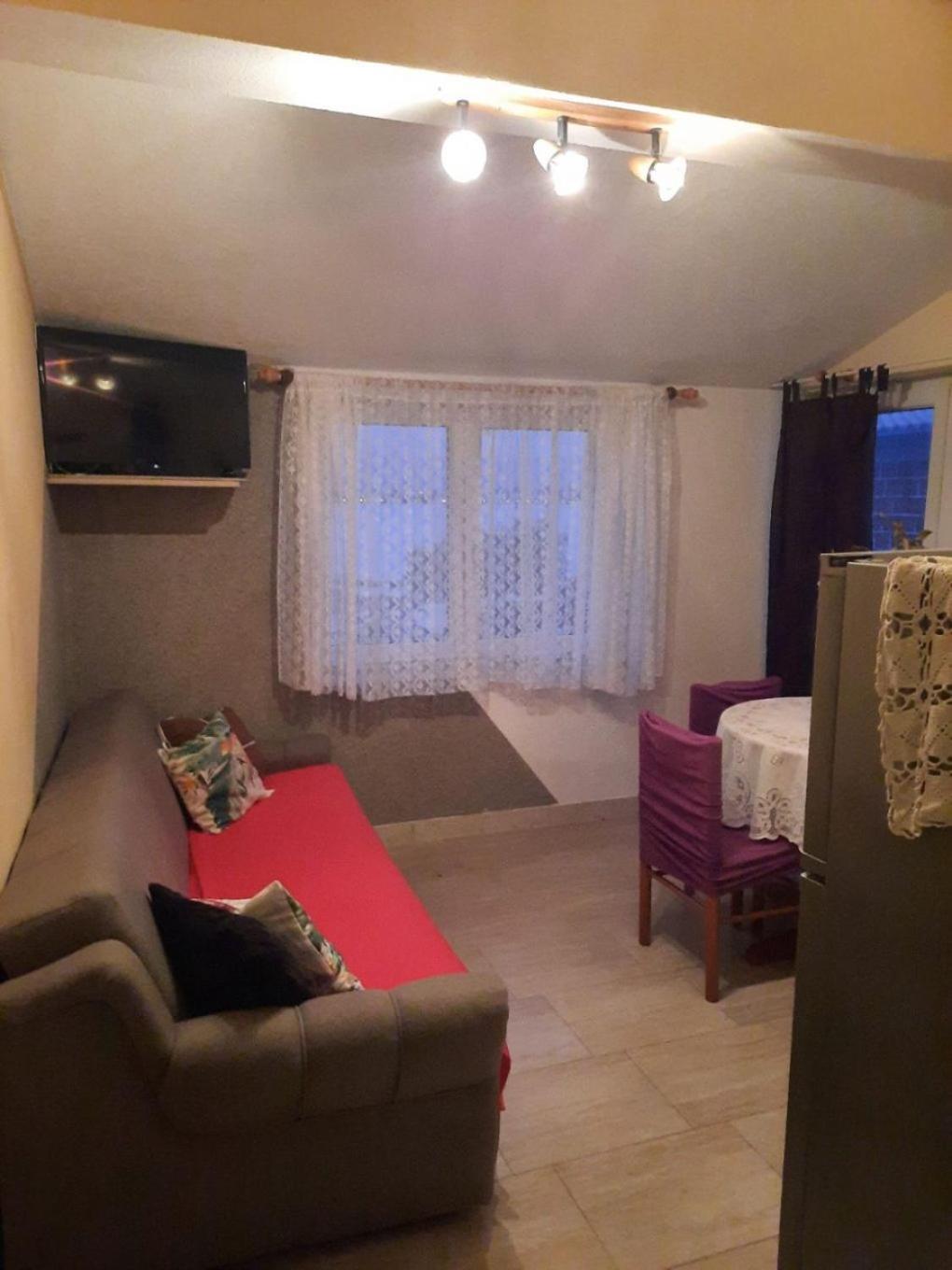 נין Apartments Visnja מראה חיצוני תמונה